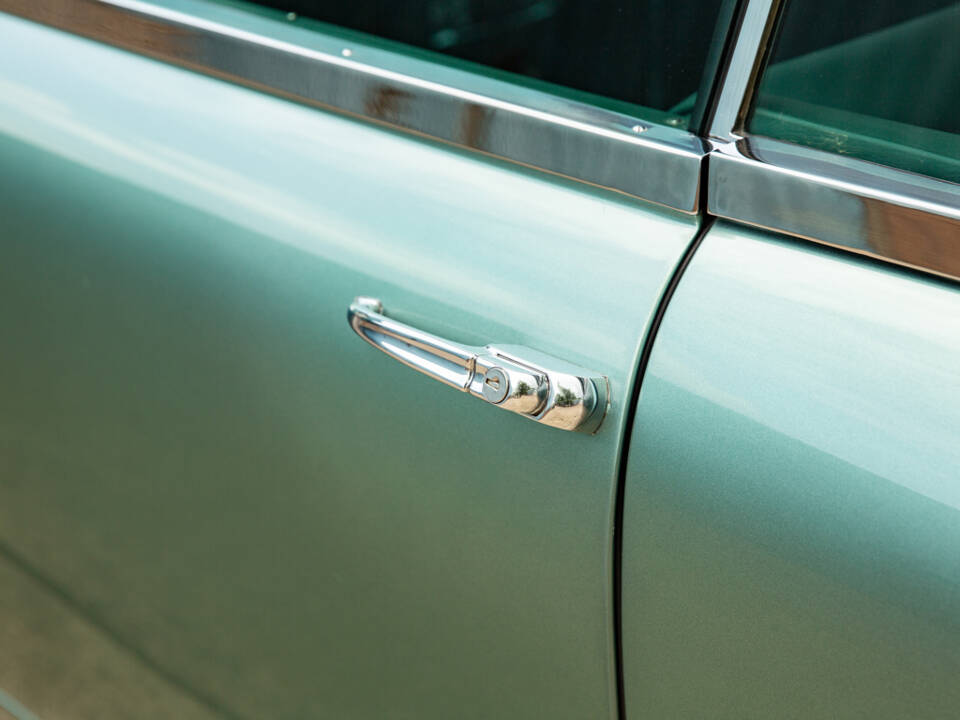 Immagine 32/50 di Aston Martin DB 4 Prototype (1957)