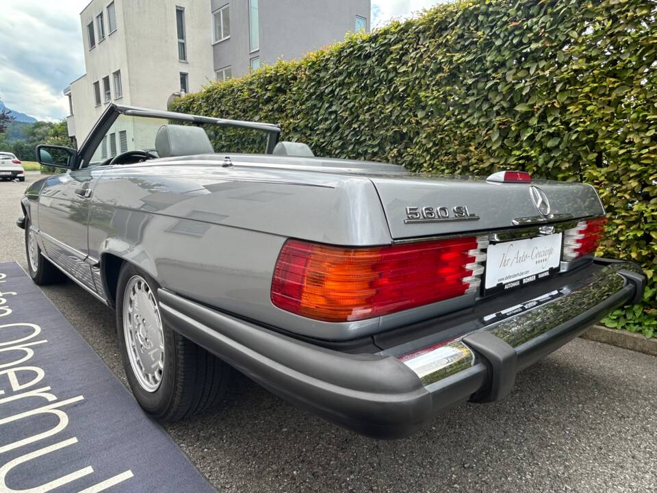Image 8/36 of Mercedes-Benz 560 SL (1989)