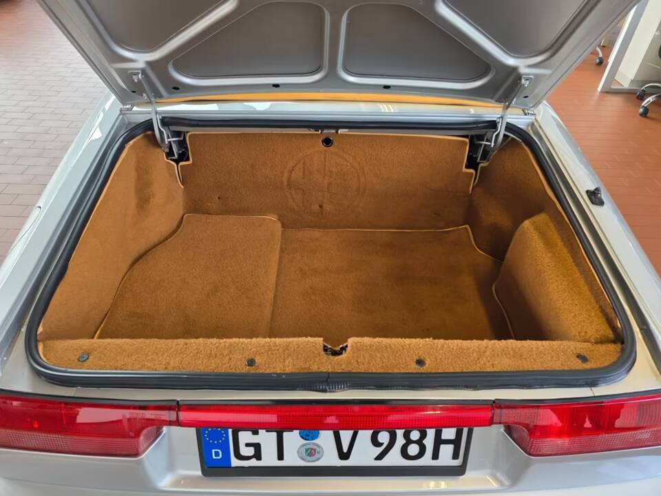 Bild 5/19 von Alfa Romeo 2.0 Spider (1990)