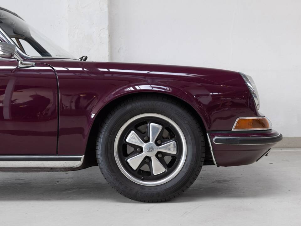 Image 26/36 de Porsche 911 2.4 T "Oilflap" (1972)