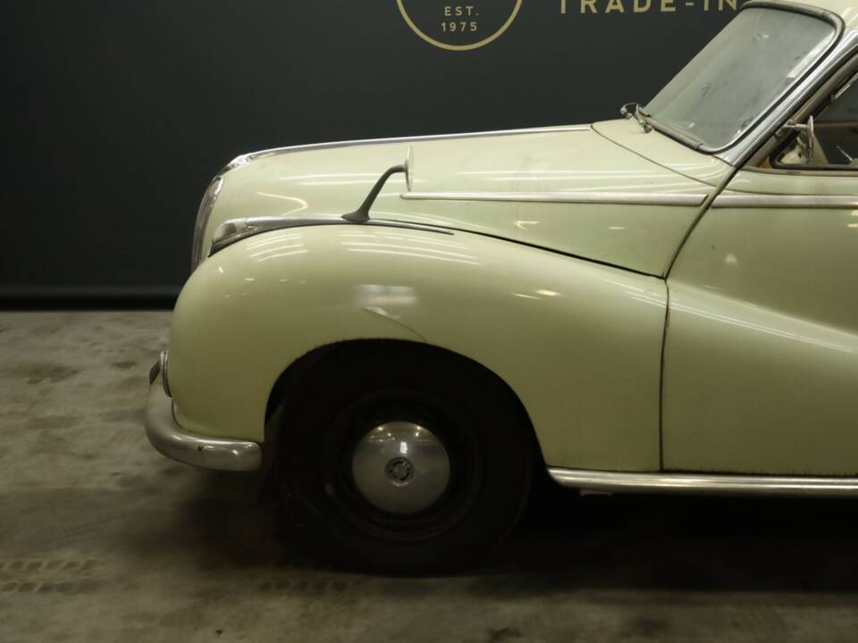 Afbeelding 27/50 van BMW 502 (1956)