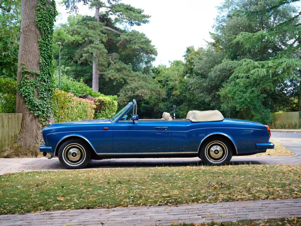 Bild 22/50 von Rolls-Royce Corniche I (1987)