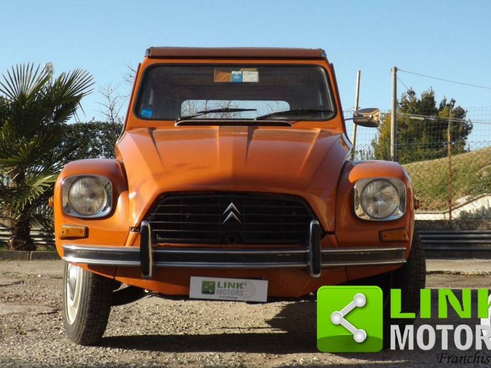 Image 3/10 of Citroën Dyane 6 (1982)