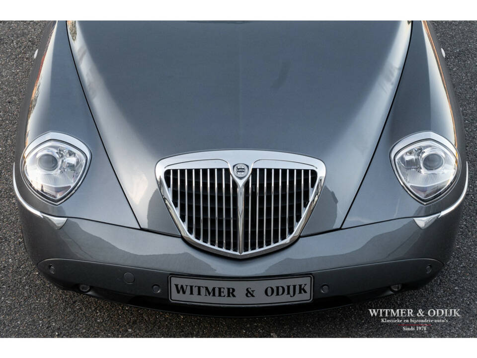 Imagen 21/33 de Lancia Thesis 3.0 V6 (2002)