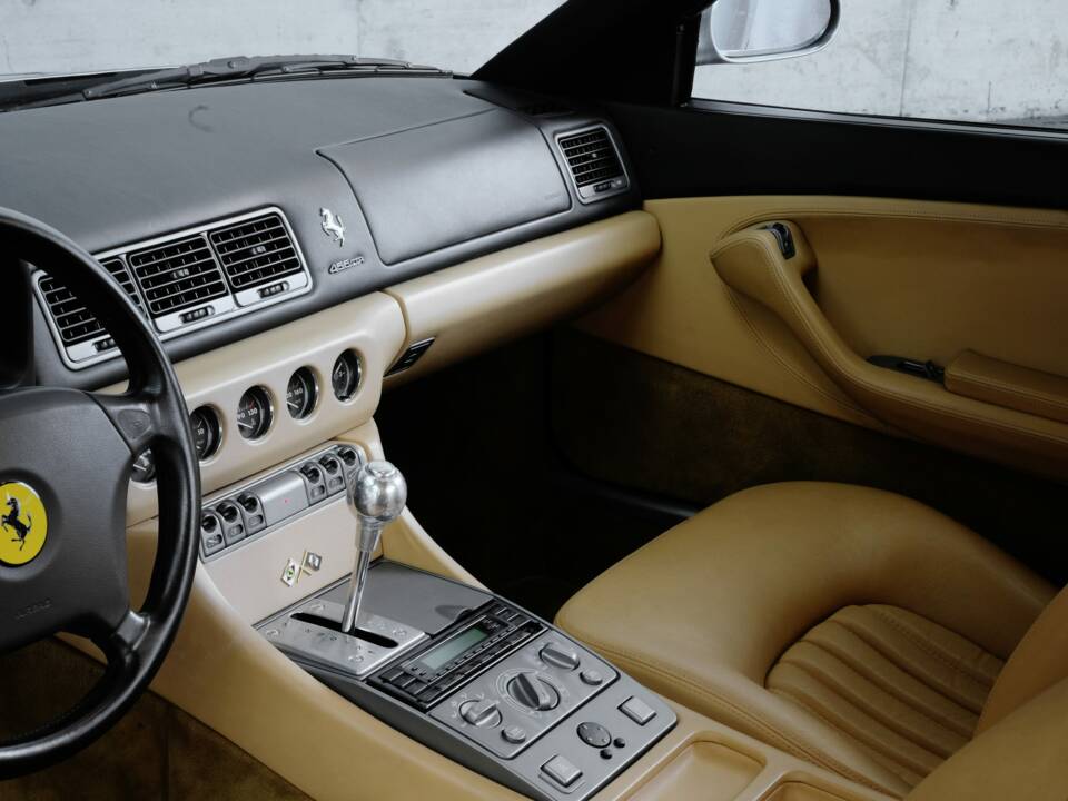 Imagen 14/50 de Ferrari 456 GTA (1997)