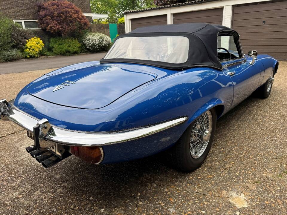 Image 12/32 de Jaguar Type E V12 (1973)