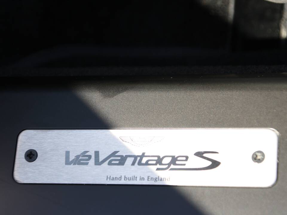 Image 11/24 de Aston Martin V12 Vantage S (2015)