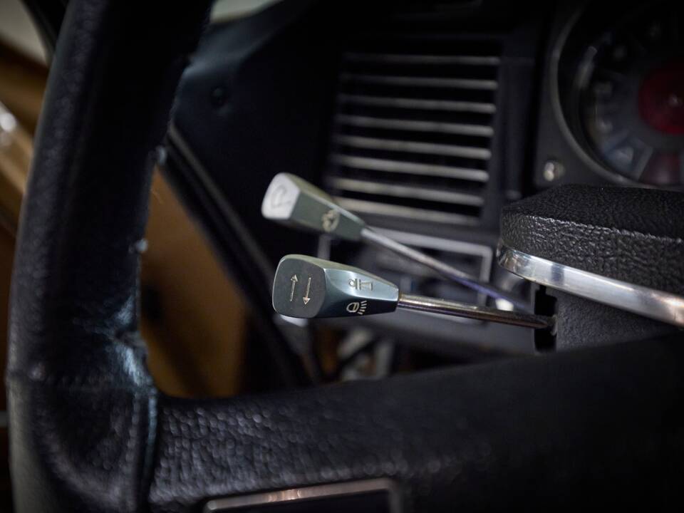 Image 89/99 of Citroën DS 23 Injection (1973)