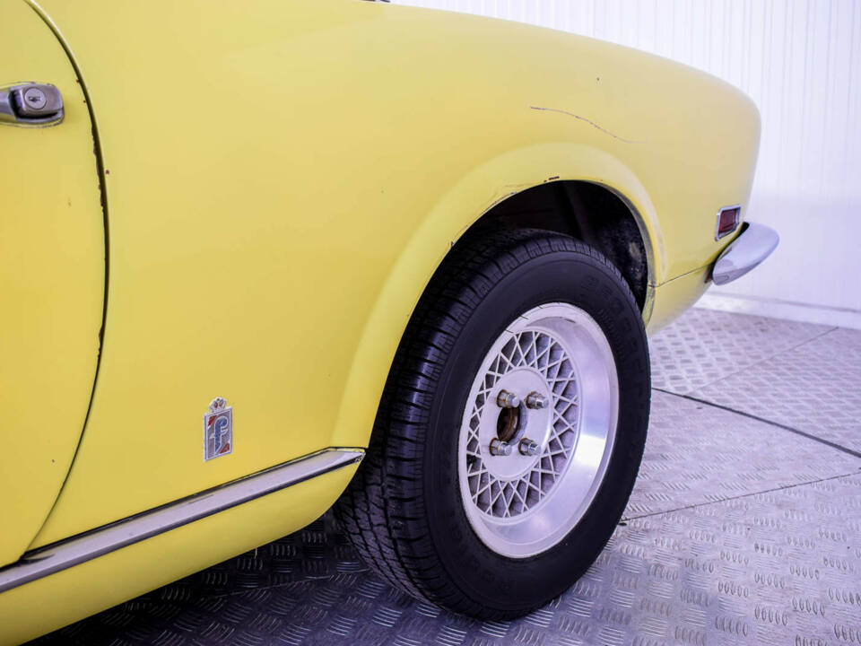 Image 21/50 of FIAT 124 Spider CS1 (1973)