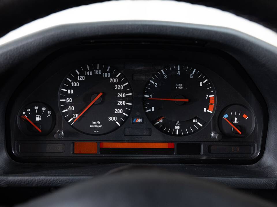 Bild 13/34 von BMW M5 (1993)