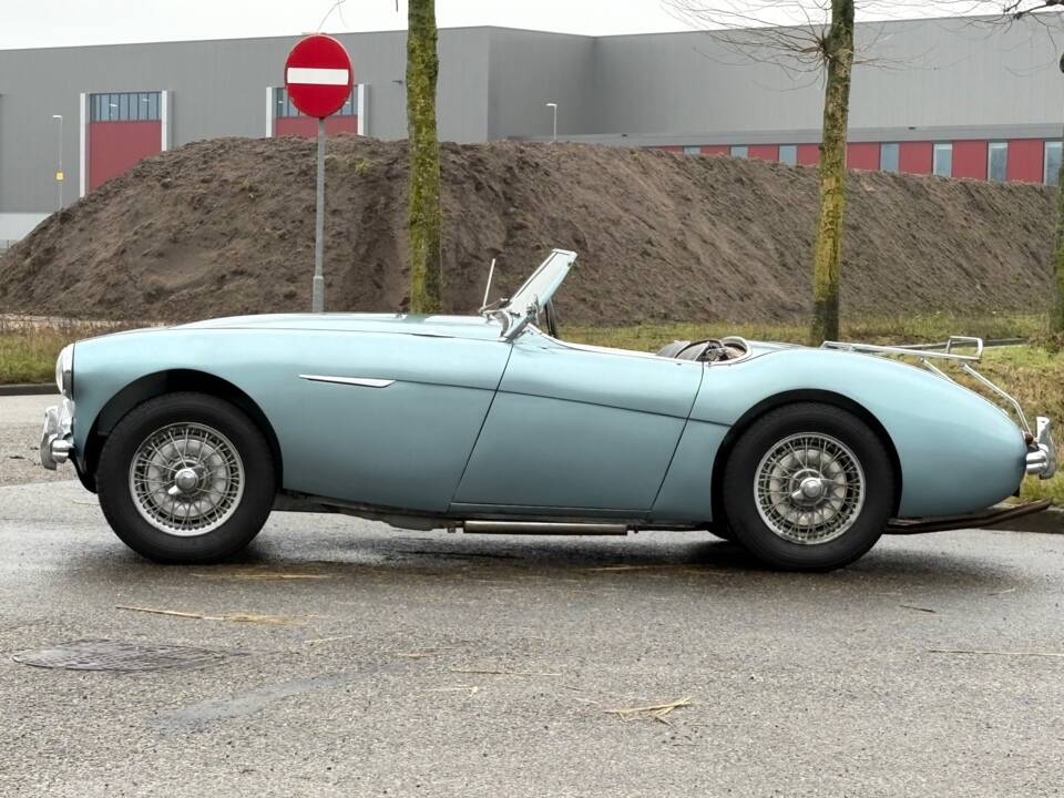 Image 3/31 of Austin-Healey 100&#x2F;4 (BN1) (1954)