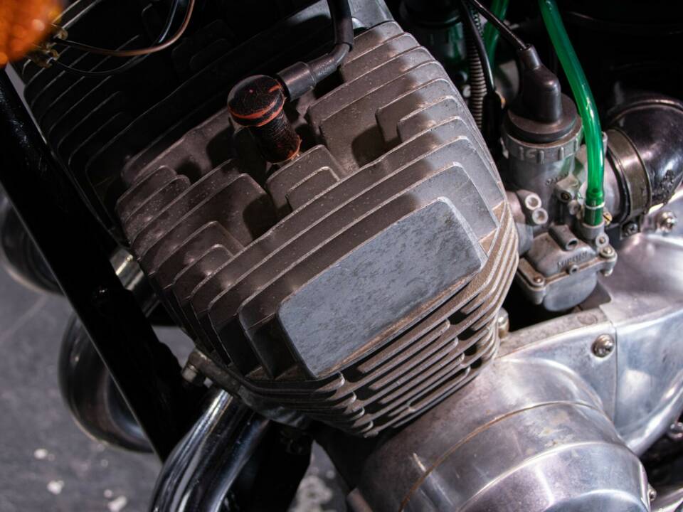 Imagen 26/50 de Kawasaki DUMMY (1975)