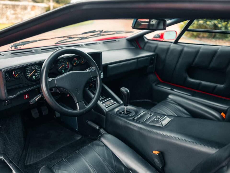 Bild 12/32 von Lamborghini Countach 25 Anniversary (1990)