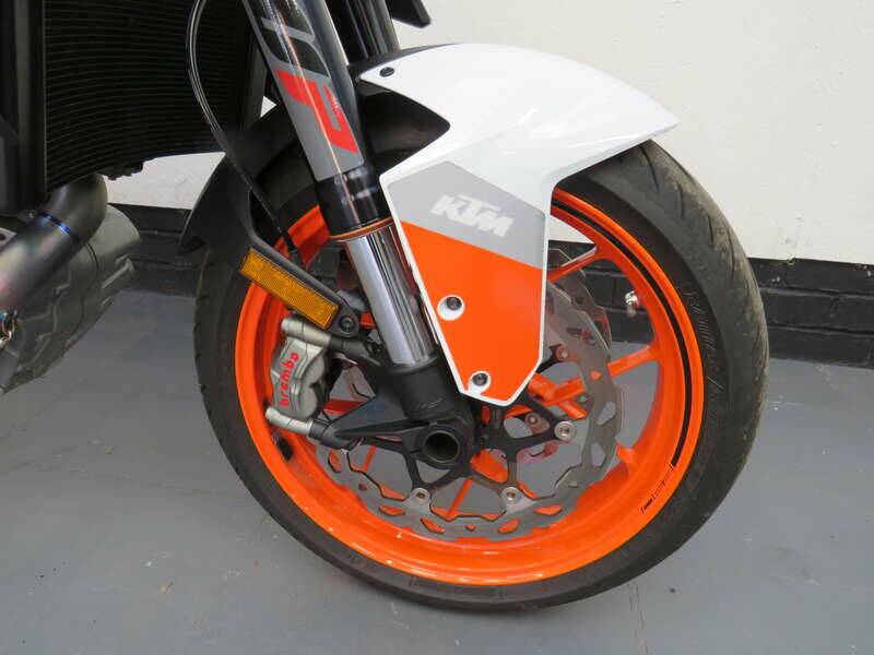 Immagine 31/48 di KTM 1290 Super Duke R (2018)