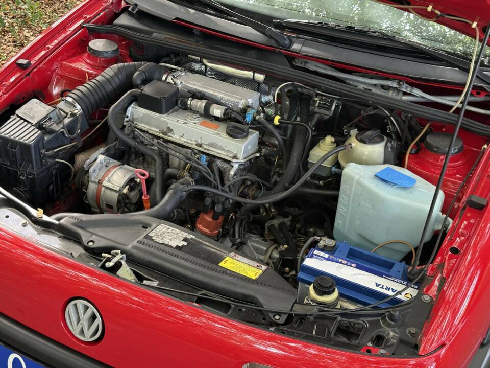 Image 18/21 of Volkswagen Passat Variant 2.0 (1990)