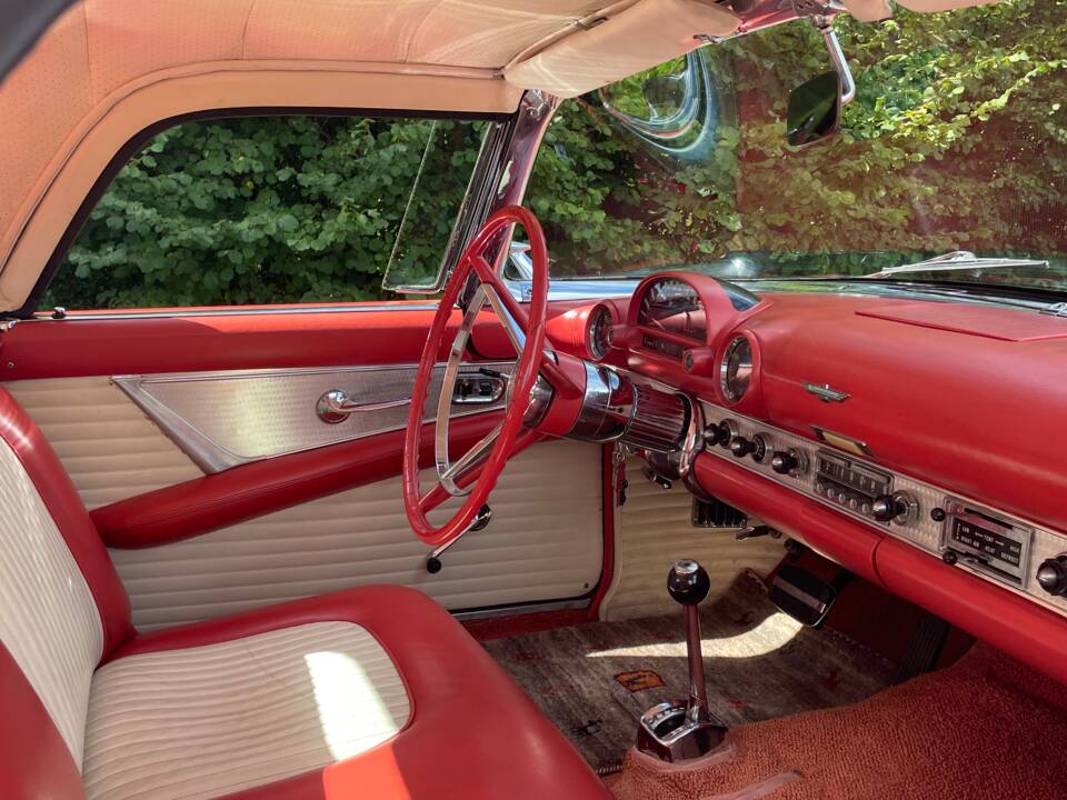 Image 7/13 of Ford Thunderbird (1956)