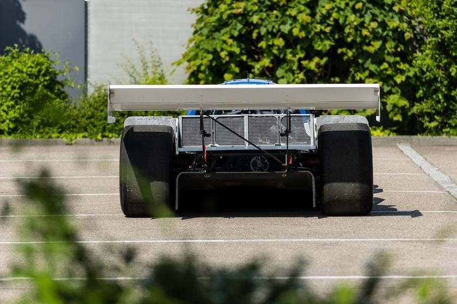 Image 29/50 of Aston Martin AMR1 (1989)