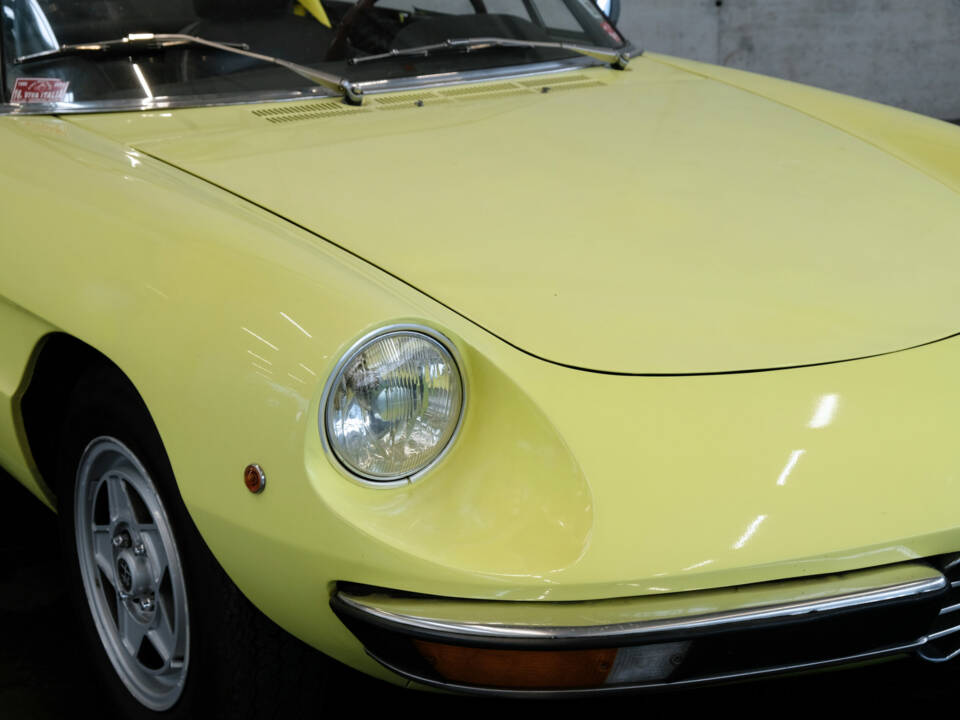 Bild 6/24 von Alfa Romeo Spider 1300 Junior (1972)