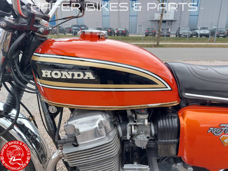 Image 32/47 of Honda CB 750 Four (1973)