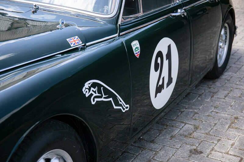 Immagine 41/50 di Jaguar Mk II 3.8 (1963)