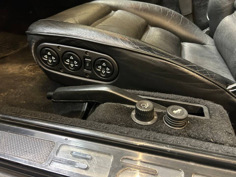 Image 21/63 of Porsche 928 GT (1989)