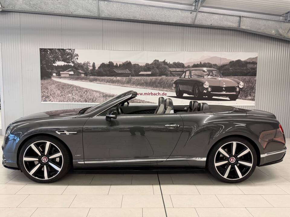 Image 2/22 of Bentley Continental GTC V8 S (2017)