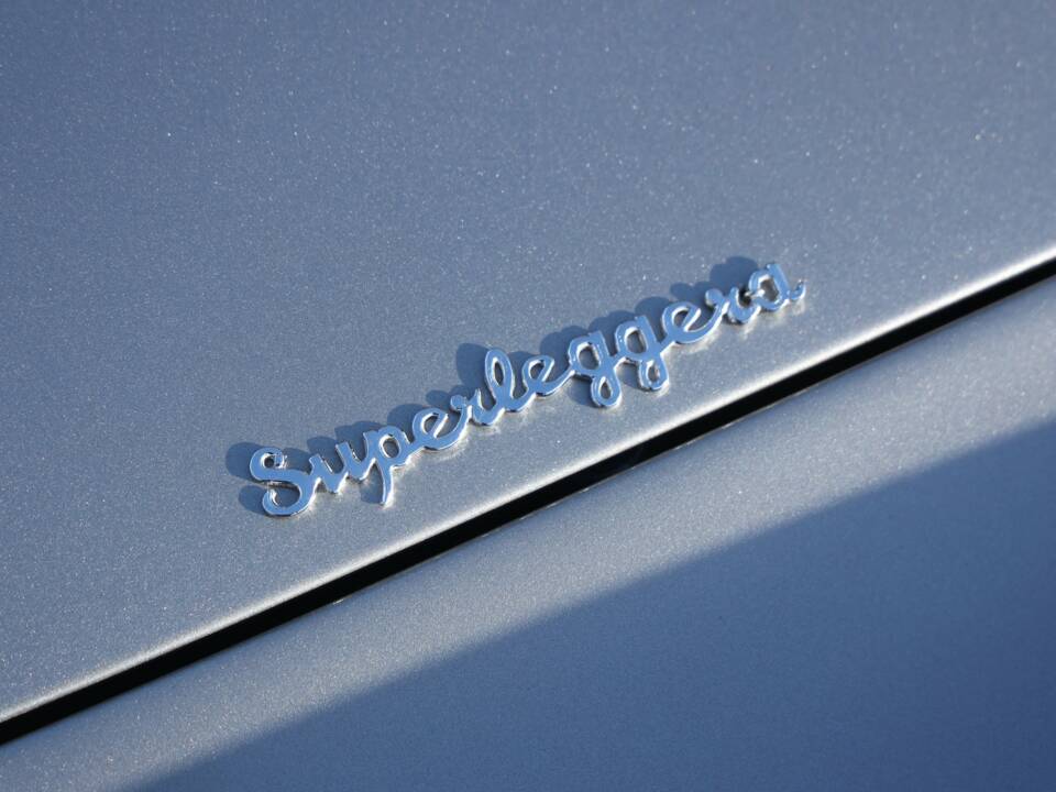 Bild 46/50 von Aston Martin DB 6 (1968)