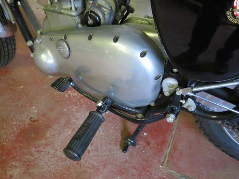 Image 28/48 of BSA DBD 34 Gold Star (1959)