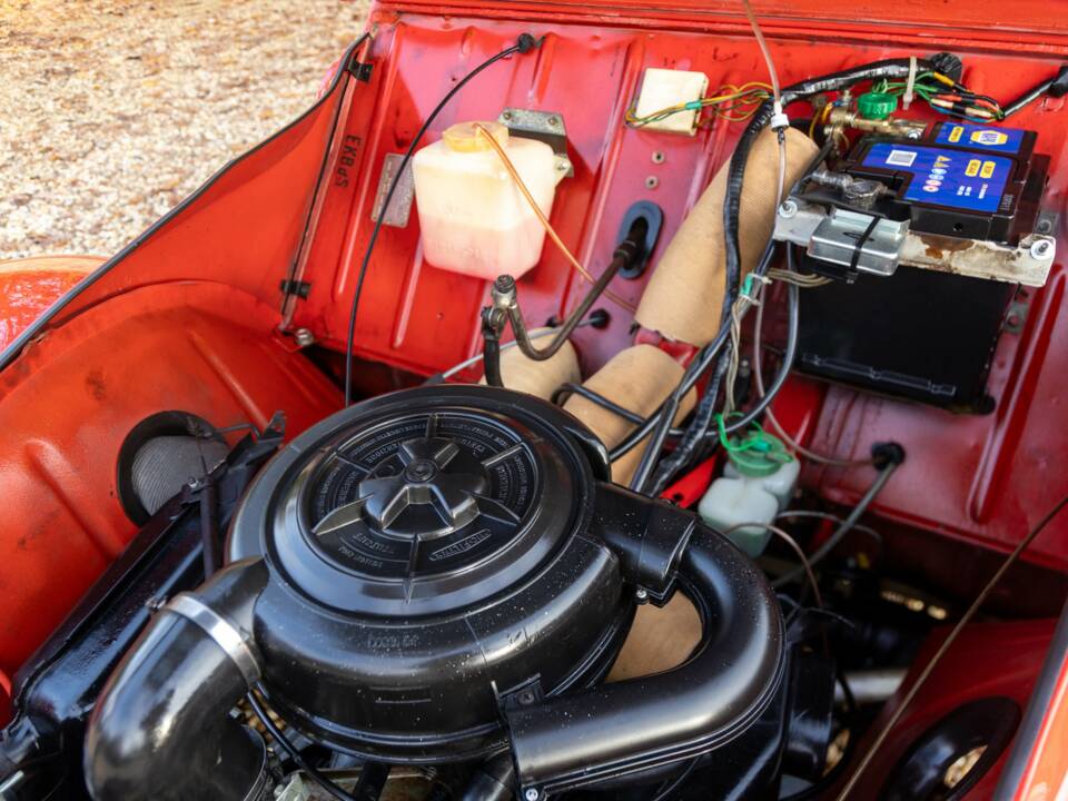 Image 20/50 of Citroën 2 CV 6 (1985)