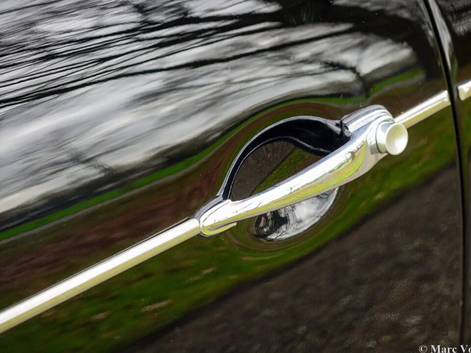 Image 31/49 of Porsche 356 C 1600 (1965)