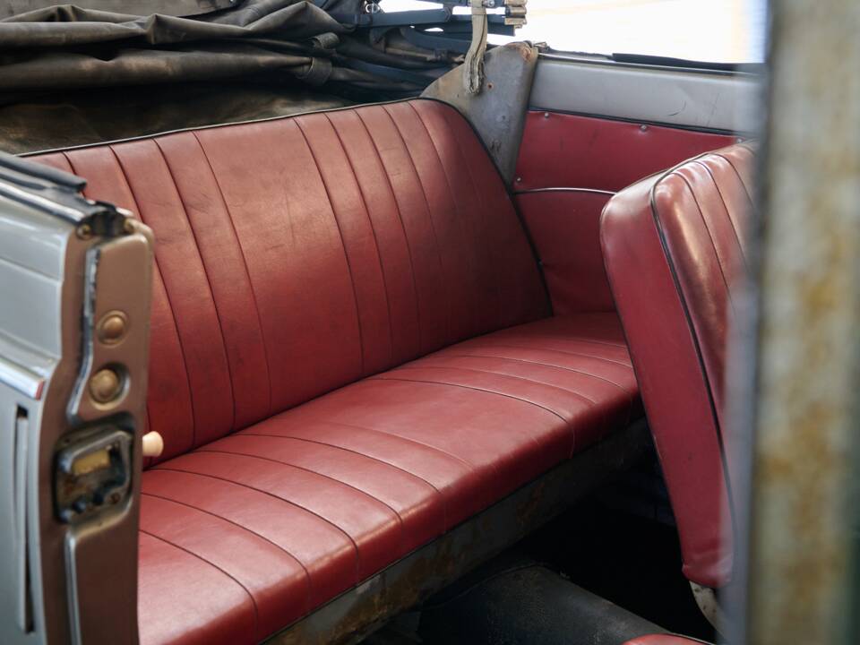 Bild 42/50 von Volkswagen Käfer 1200 Cabriolet (1957)