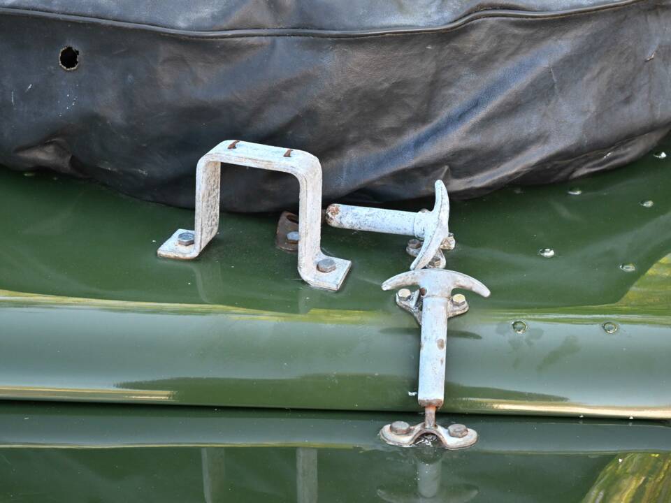 Image 40/50 of Land Rover 80 (1949)