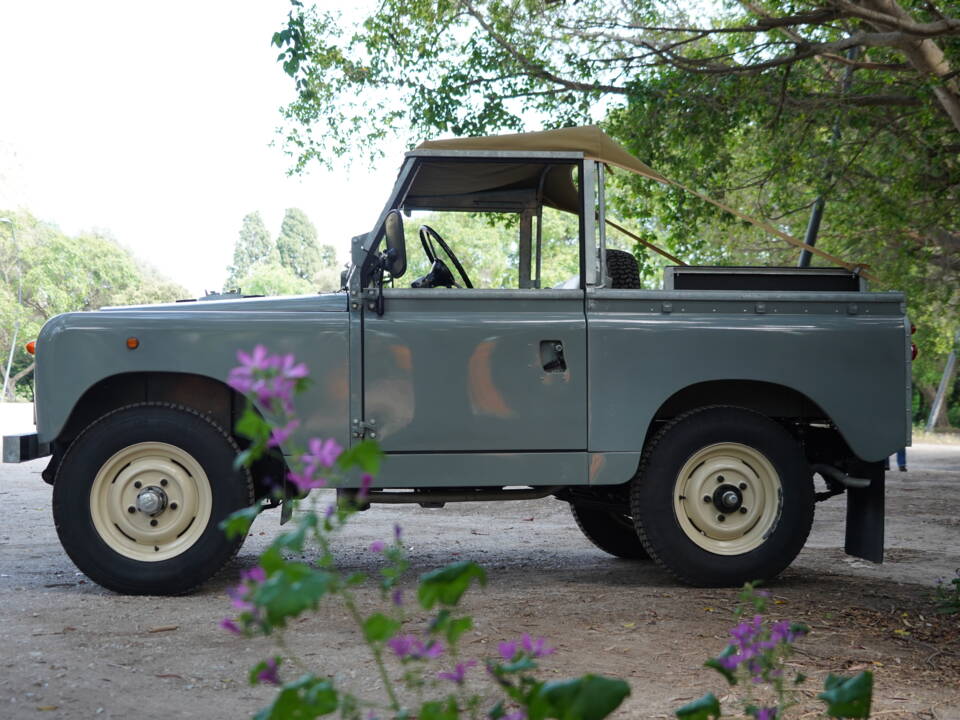 Bild 16/79 von Land Rover 88 (1963)