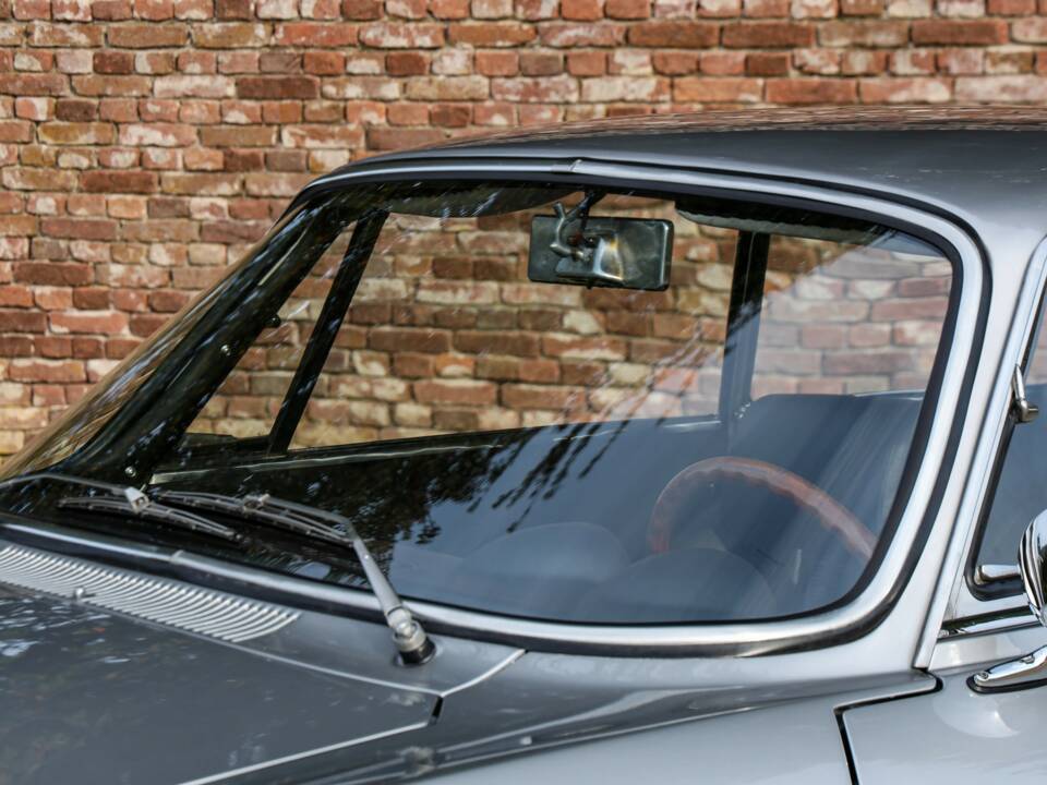 Afbeelding 16/50 van Alfa Romeo 1750 GT Veloce (1969)
