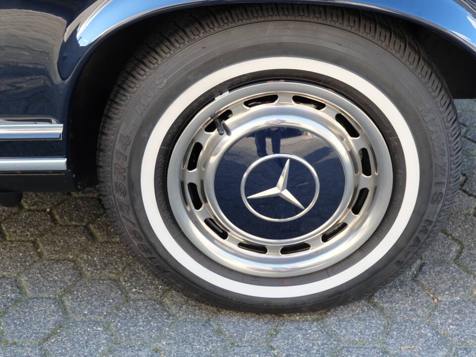 Immagine 59/66 di Mercedes-Benz 280 SL (1969)