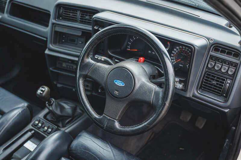 Image 11/50 of Ford Sierra Cosworth 4x4 (1991)