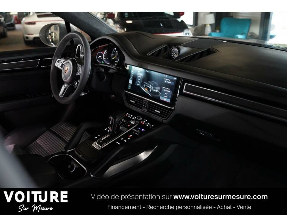 Image 6/25 of Porsche Cayenne Turbo GT (2019)