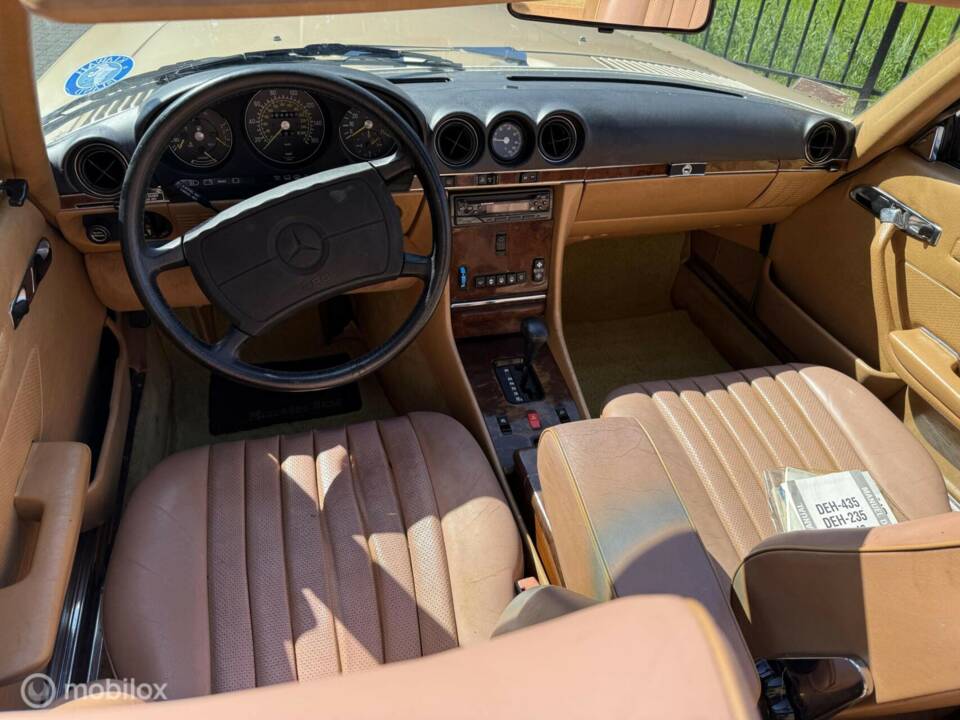 Immagine 15/41 di Mercedes-Benz 560 SL (1986)