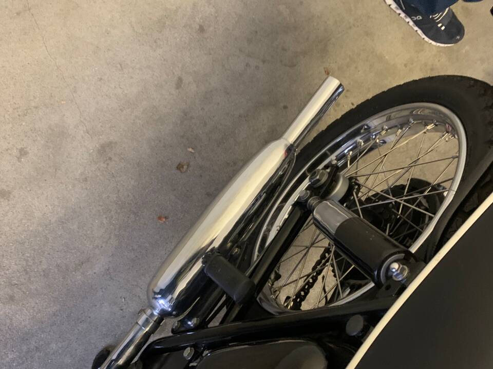 Image 11/15 of Triumph Bonneville T120 (1968)