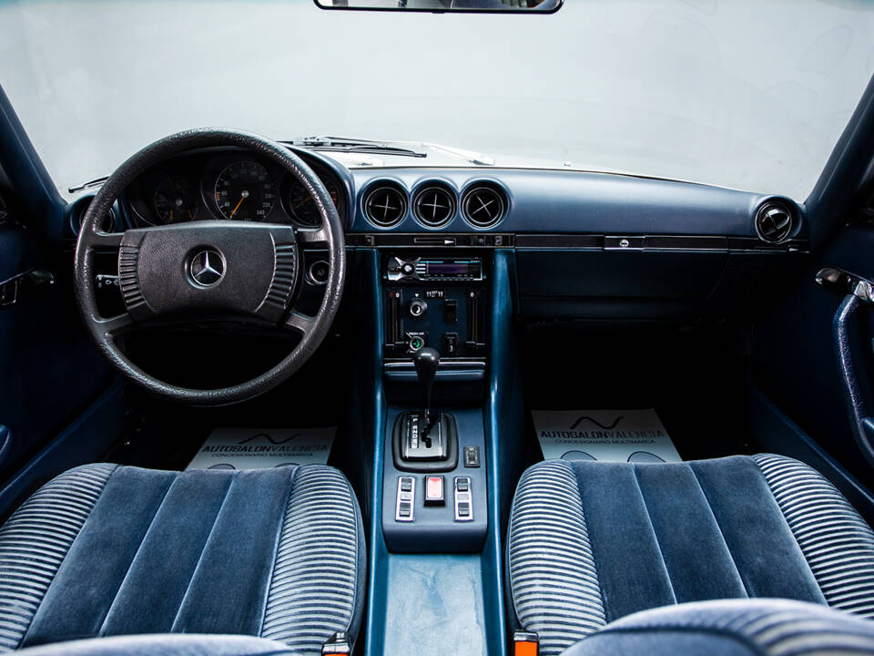 Image 13/31 de Mercedes-Benz 450 SLC (1977)