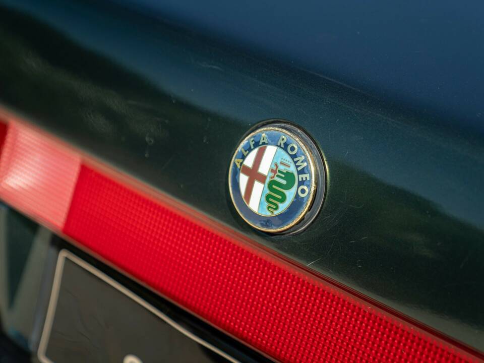 Image 17/50 de Alfa Romeo 164 2.0i V6 Turbo (1992)
