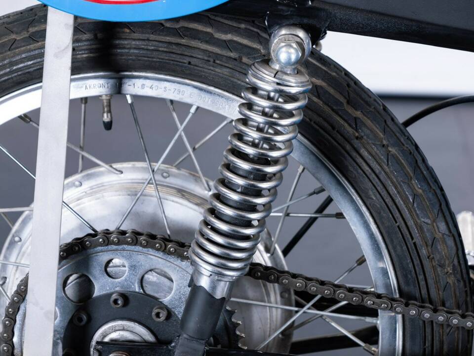 Image 27/43 of Parilla DUMMY (1951)