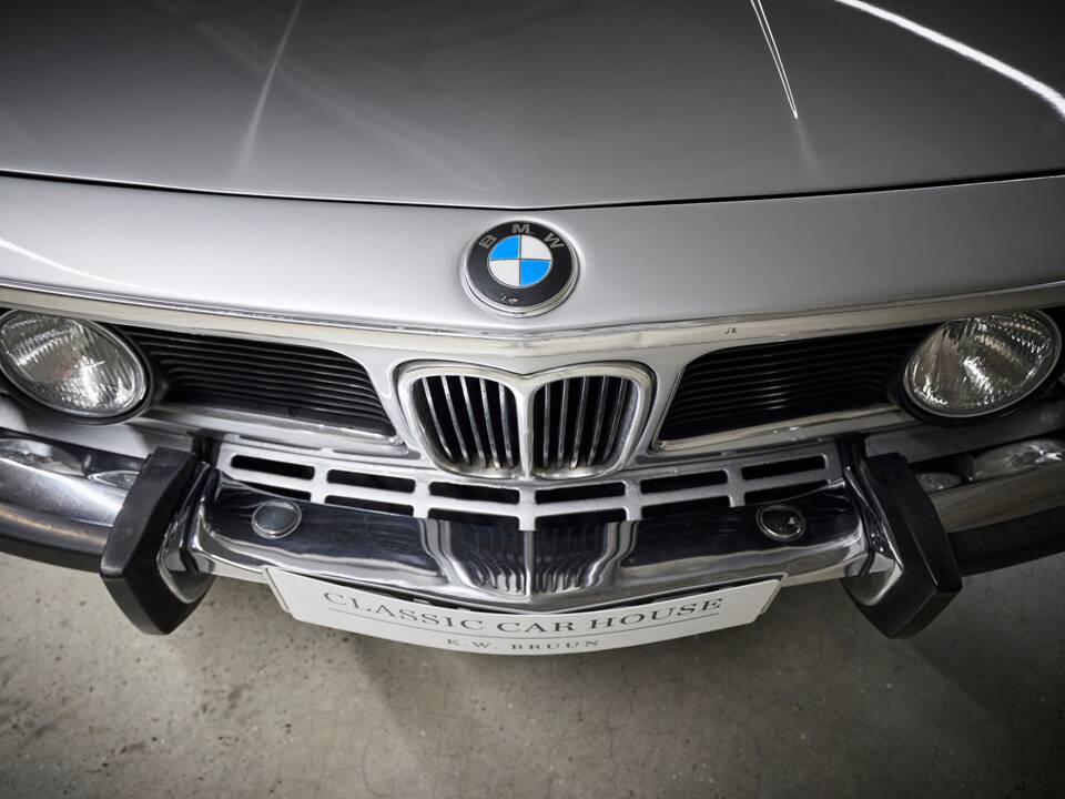 Image 45/100 of BMW 3.0 CSi (1973)