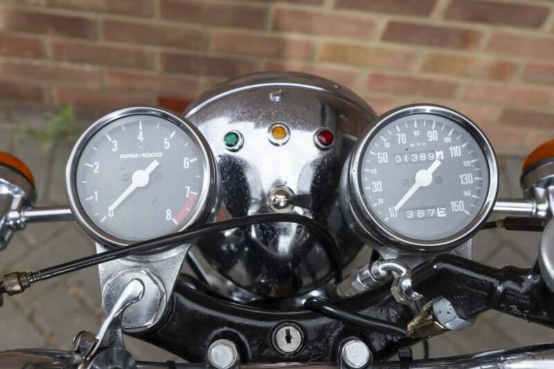 Image 15/30 of Norton Commando 750 Roadster (1972)