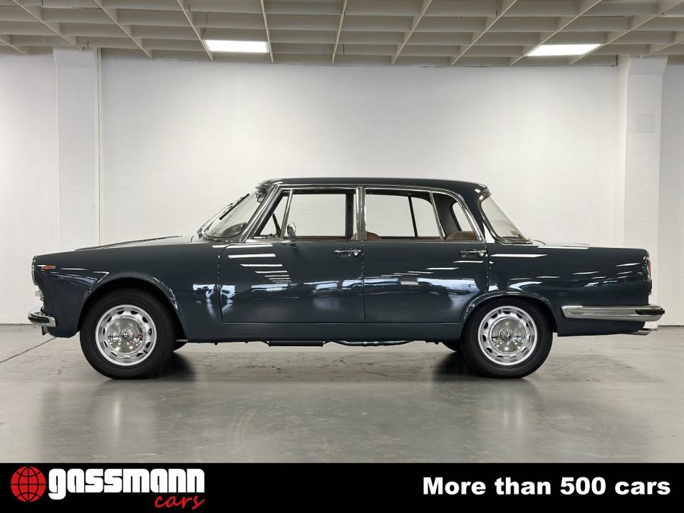 Afbeelding 5/15 van Alfa Romeo 2600 Berlina (1965)