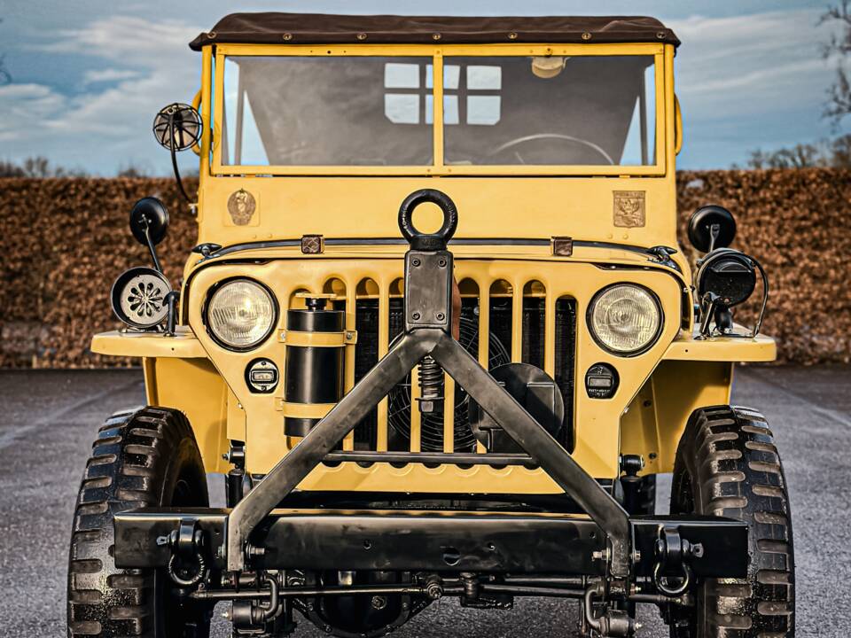 Image 17/25 of Willys-Overland CJ-3A (1949)