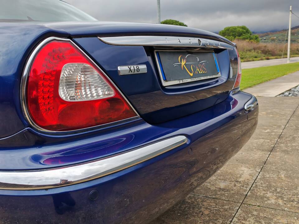 Bild 9/50 von Jaguar XJ 8 3.5 (2003)