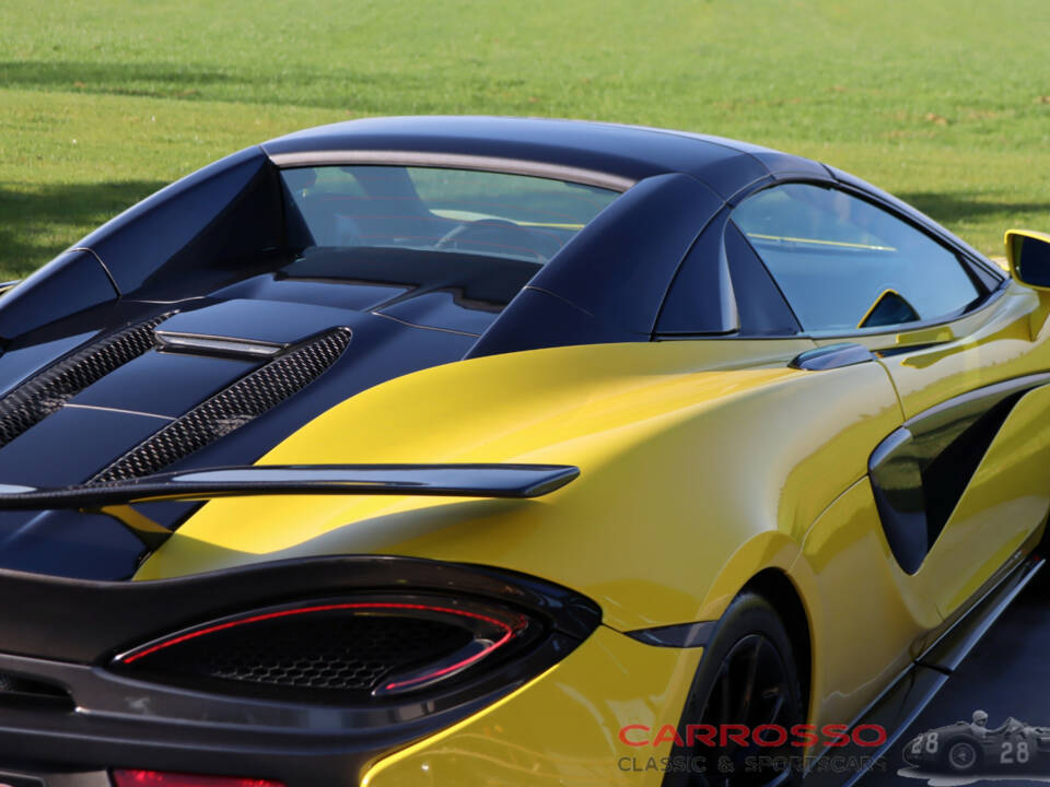 Immagine 23/50 di McLaren 570S Spider &quot;Launch Edition&quot; (2018)