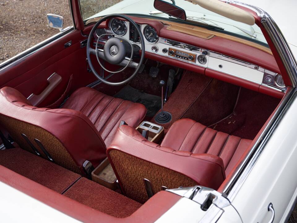 Bild 4/46 von Mercedes-Benz 280 SL (1968)