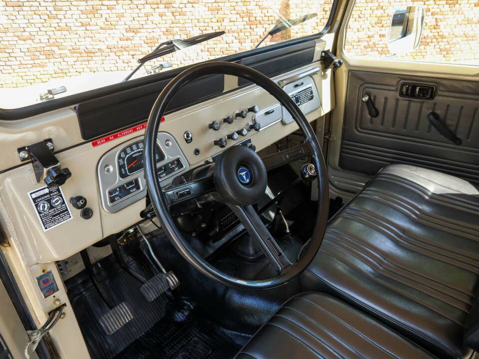 Bild 40/50 von Toyota Land Cruiser BJ 40 (1977)